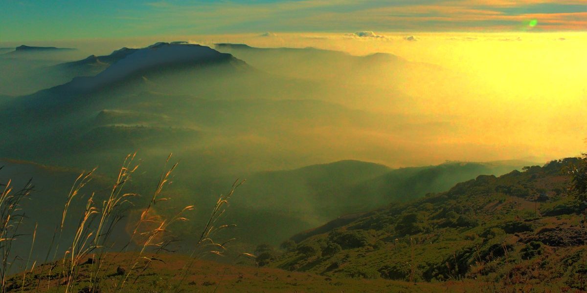 Early morning view from Kalsubai Rising with the Sun: Sunrise Trekking at Kalsubai