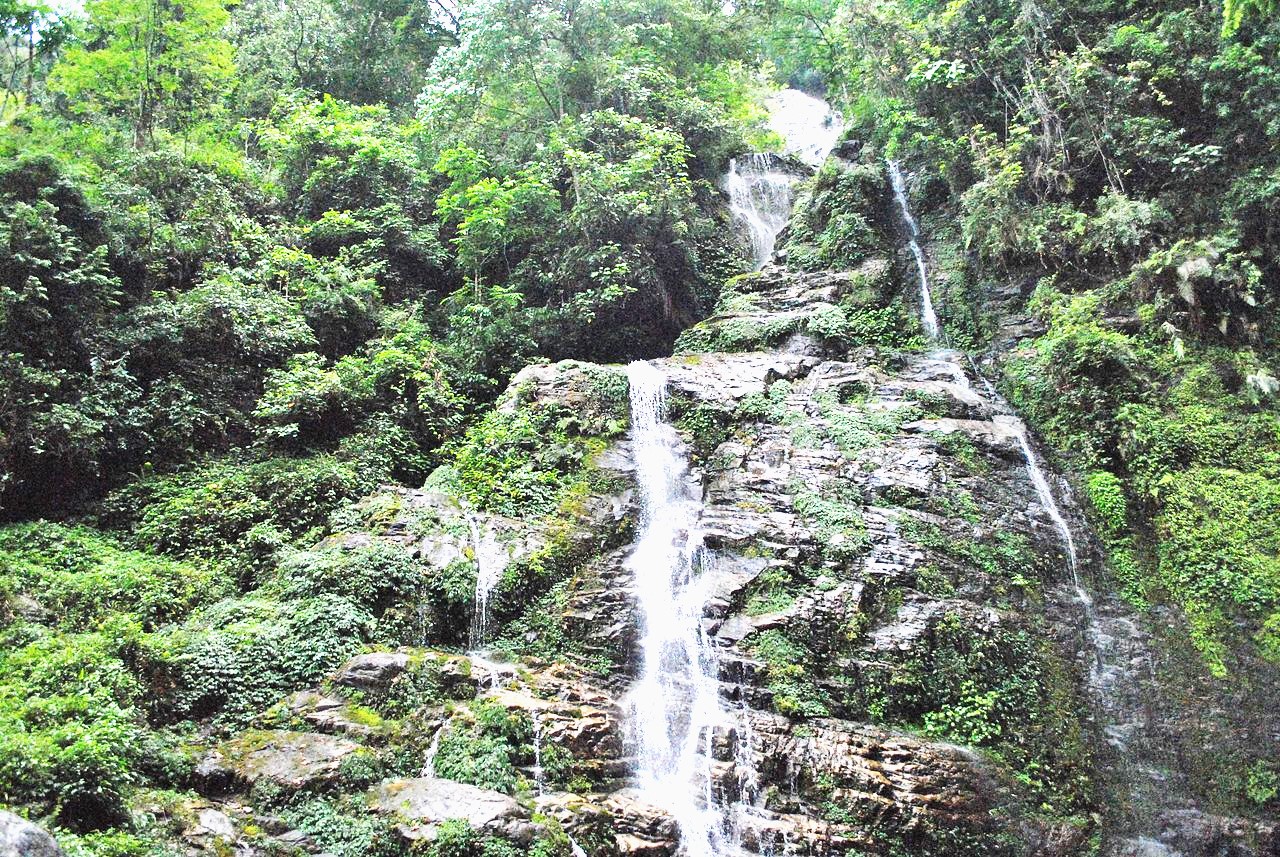 Cherry's Pelling: Best Hotel with the Most Beautiful Kanchenjunga View