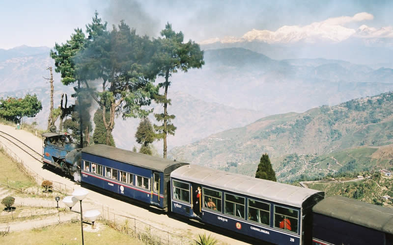 Darjeeling - the queen of hills