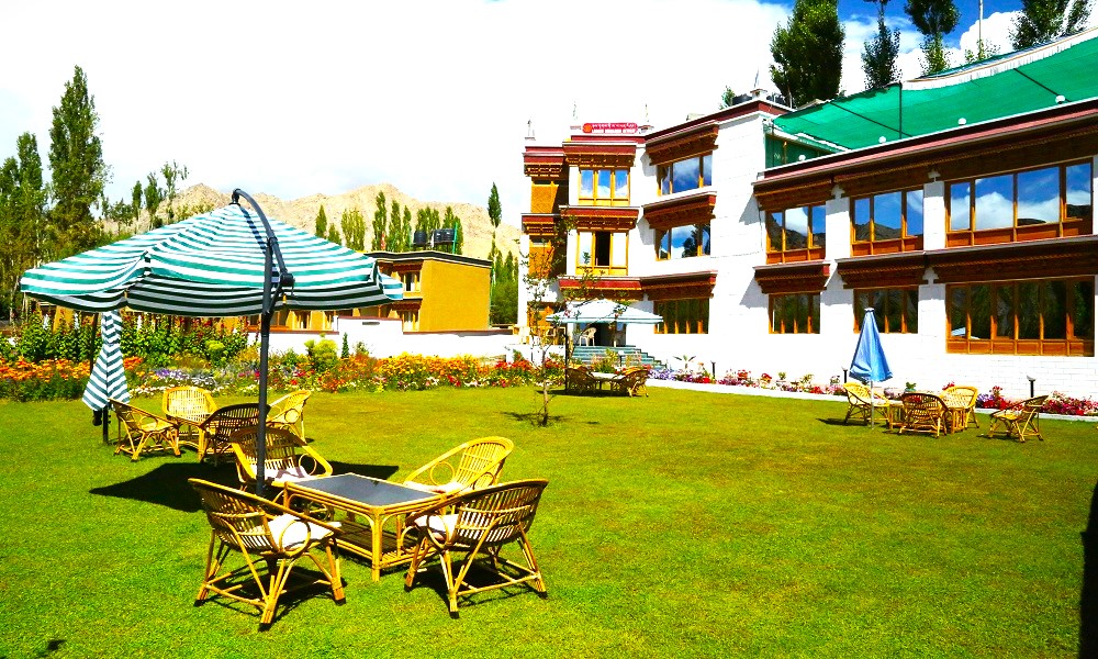 Cherry's Leh: Your Best Choice to Explore Beautiful Ladakh